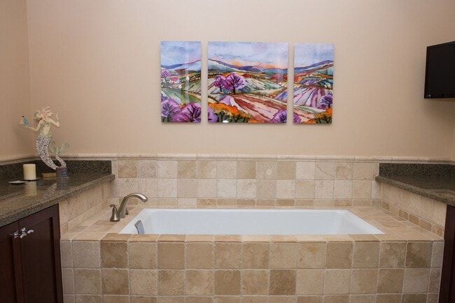 Building Photo - KAI MALU IN WAILEA, LUXURY 3bed/2.5bath Townhome with Wonderful Ocean Views, exquisitely Furnishe...