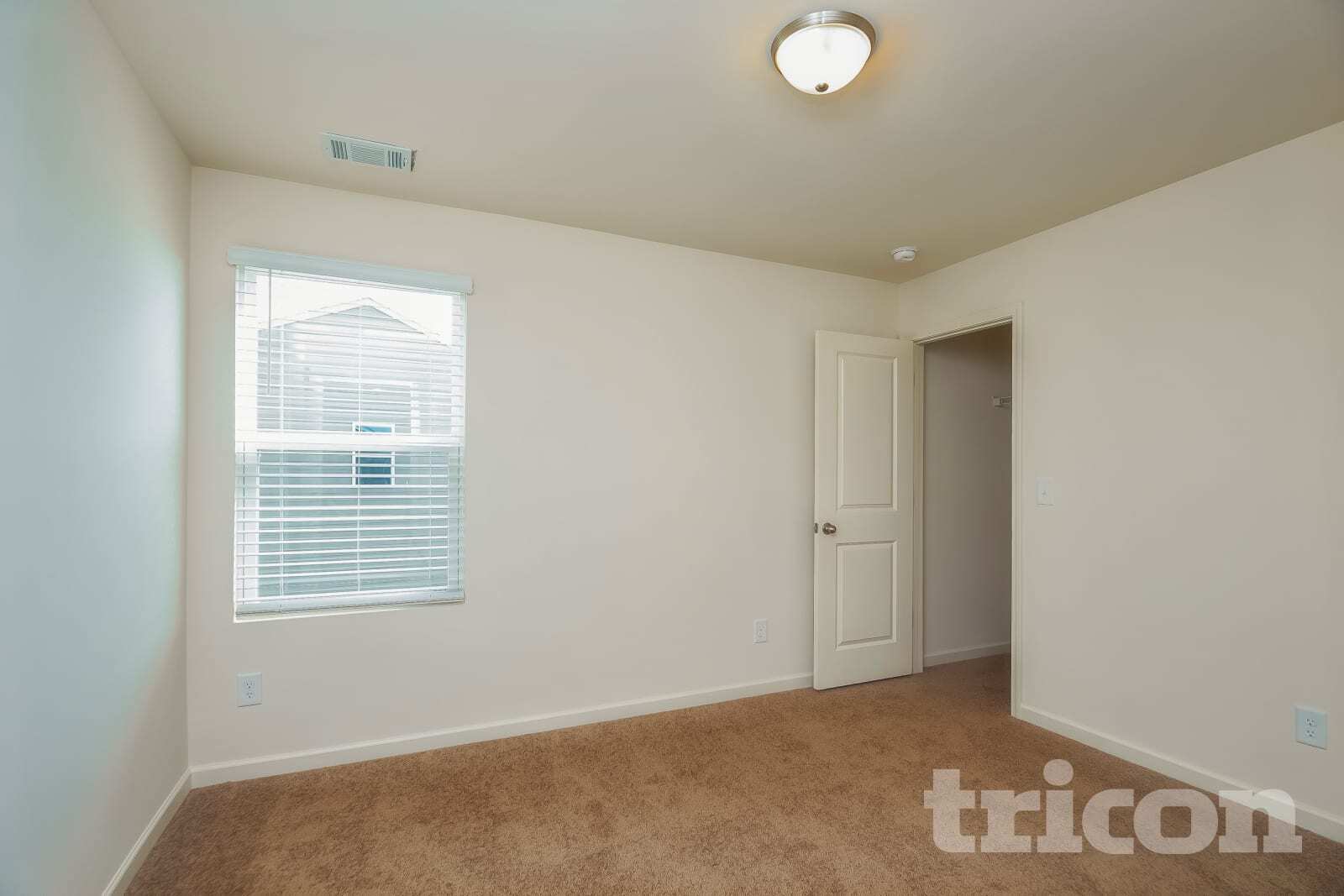 Building Photo - 170 Alexander Ln