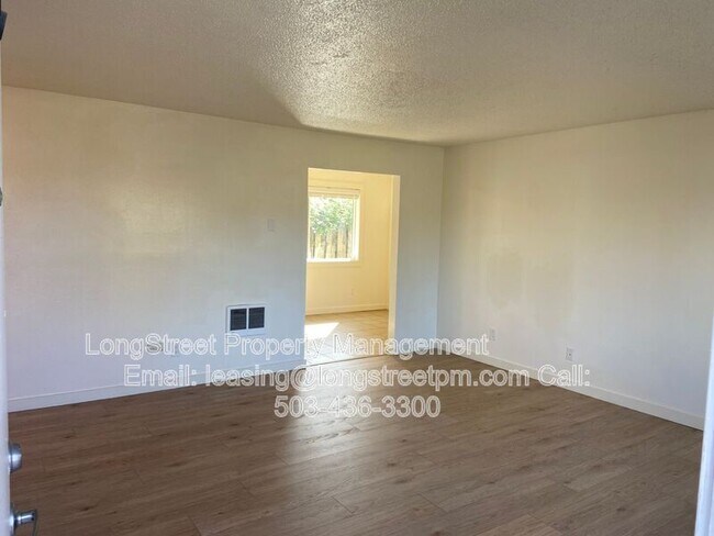 Building Photo - 11380 SW Greenburg Rd