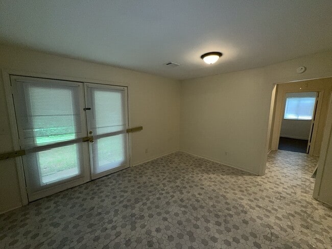 Building Photo - 1444 Maria Dr