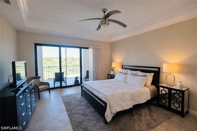 Building Photo - 2547 Marquesa Royale Ln