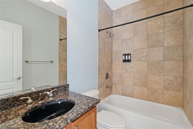 Building Photo - 2763 Durham Dr NE