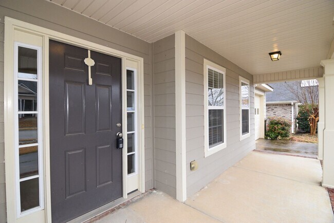 Building Photo - 659 Ventana Dr