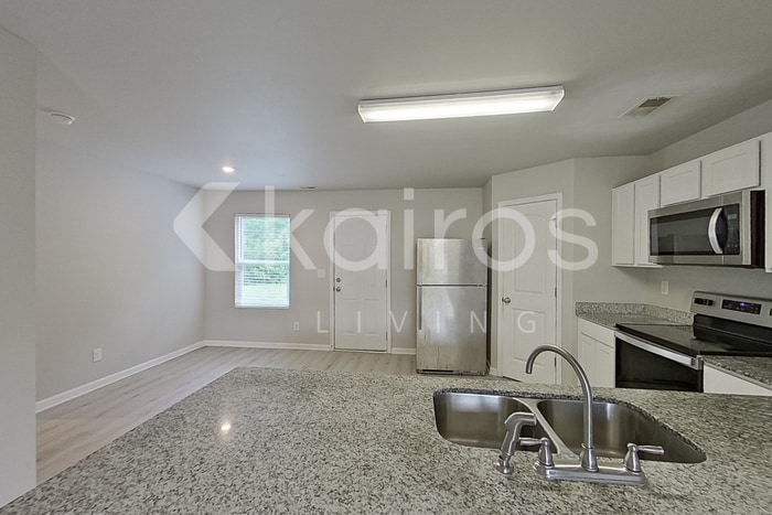 Building Photo - 207 Hawthorn Trail