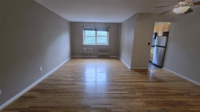 Building Photo - 20 Secor Pl