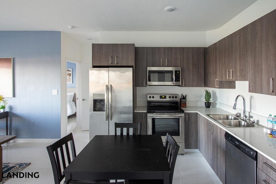 Building Photo - 25850 SW 140th Ct