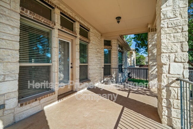 Building Photo - 226 Hamburg Ave