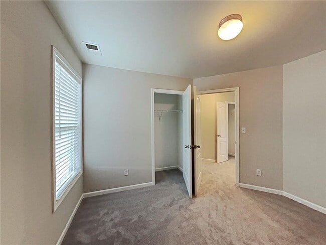 Building Photo - 6018 Lancelot Ln