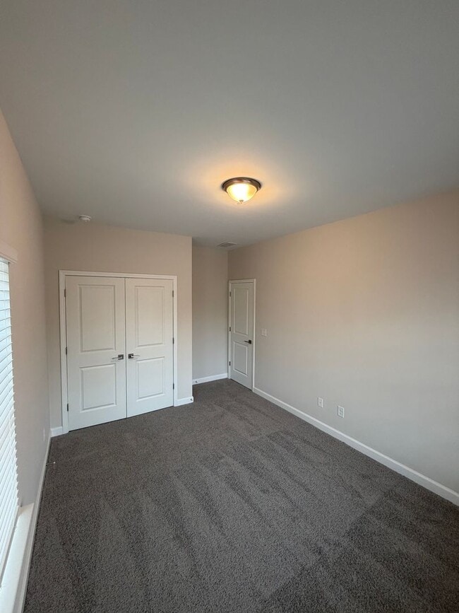 Building Photo - BRAND NEW TOWNHOMES AVALIABLE NOW