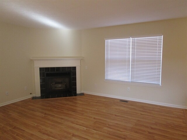 Building Photo - 5964 Keensburg Dr