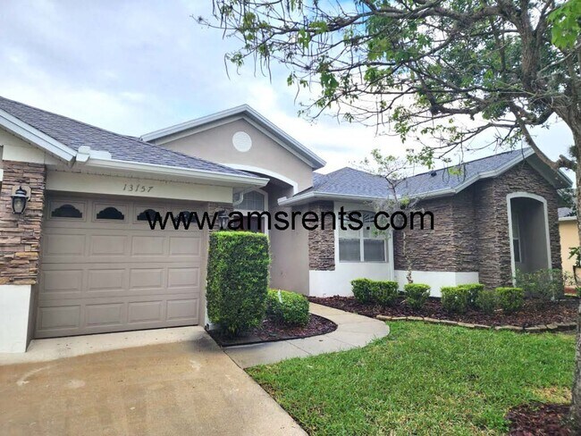 Building Photo - 13157 Paloma Dr