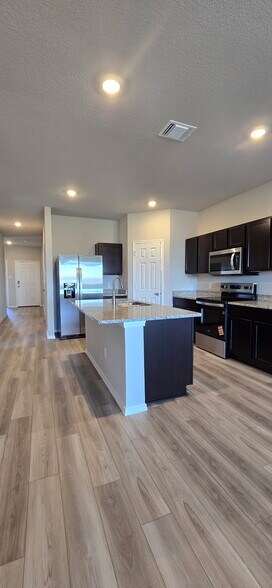 Building Photo - 1119 Stone Vly Rd