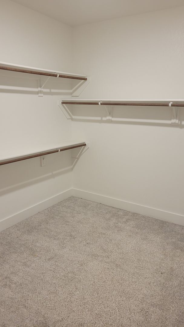 Building Photo - 3/2/2 CUSTOM FEATURES - OPEN CONCEPT - GOD...