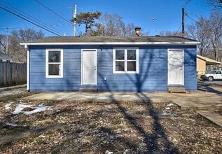 Building Photo - Charmin one bedroom house