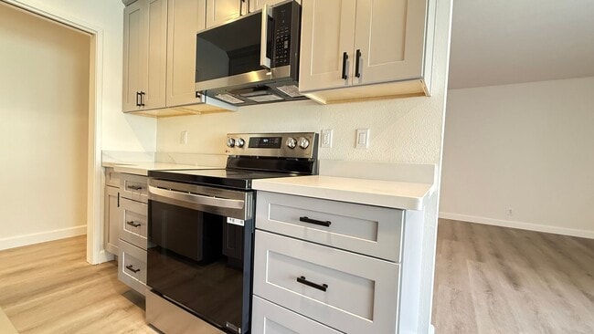 Building Photo - 2BD/2BA - Mountain View Condo with Pool, Spa & Clubhouse - Pets Welcome!