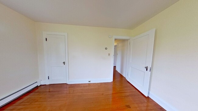 Building Photo - Single Family Home