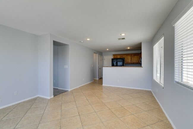Building Photo - Bright & Spacious Home with Open Layout and Prime Location