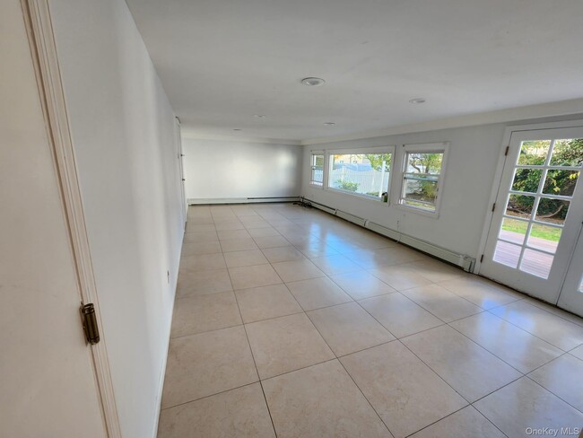 Building Photo - 544 Cedarwood Dr