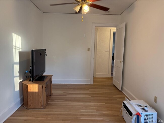 Building Photo - 82 Putnam Ave