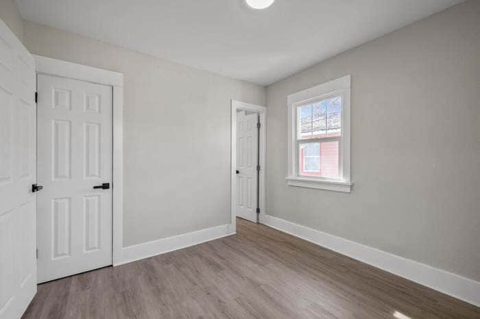 Building Photo - 1610 Division St