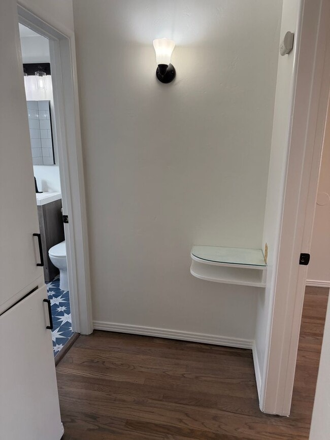 Building Photo - 4566 Muir Ave