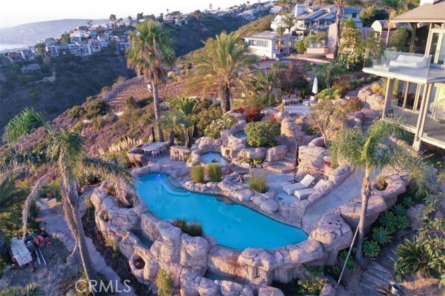 Building Photo - 709 Kendall Dr
