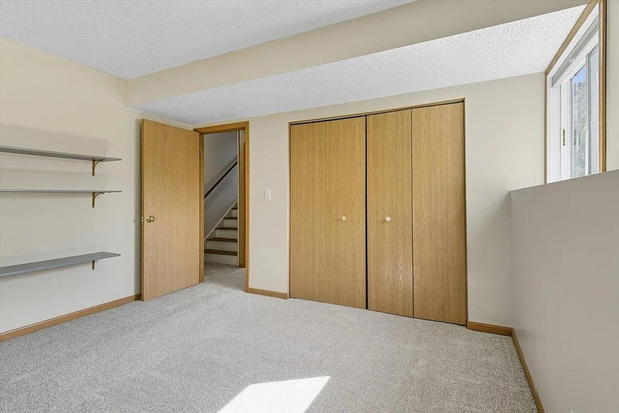 Building Photo - 435 Greenwood Ave