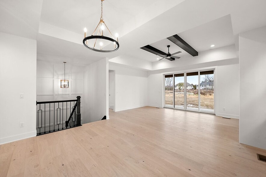 Building Photo - 5944 Willow Grove