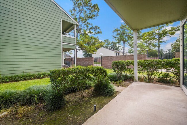 Building Photo - 14777 Wunderlich Dr