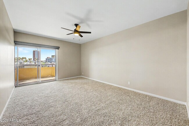 Building Photo - 3600 N 5th Ave