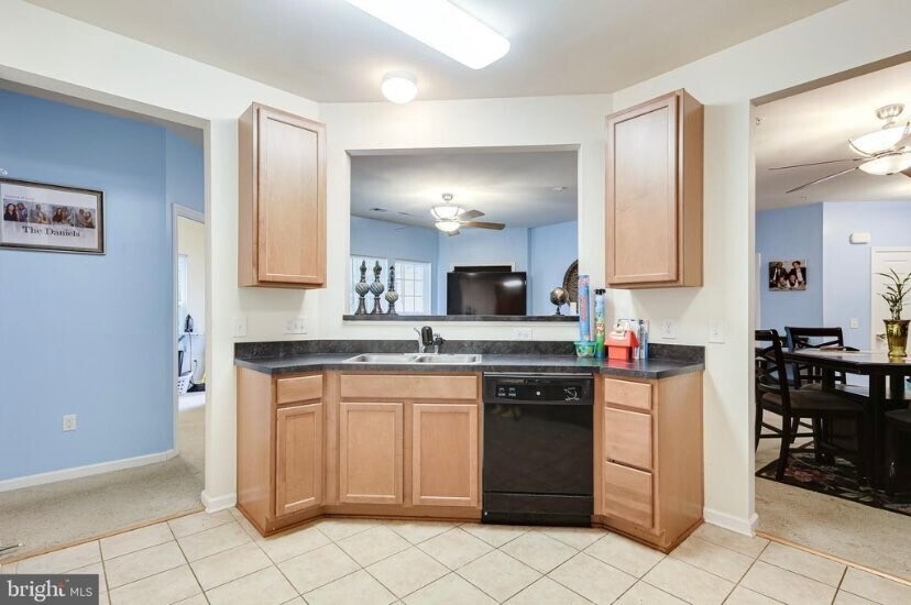 Building Photo - 1622 Hardwick Ct