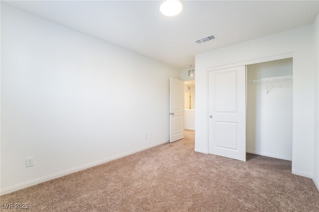 Building Photo - 9122 Nostrand Ave