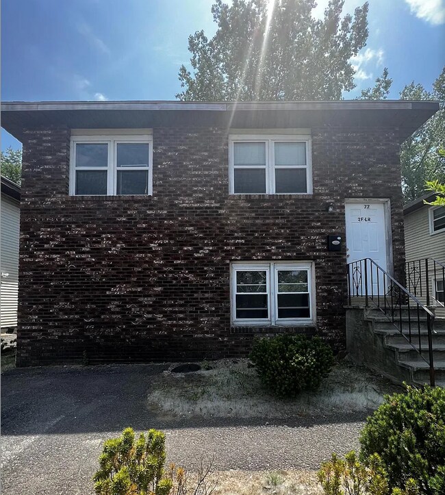 Building Photo - 77 Brevator St