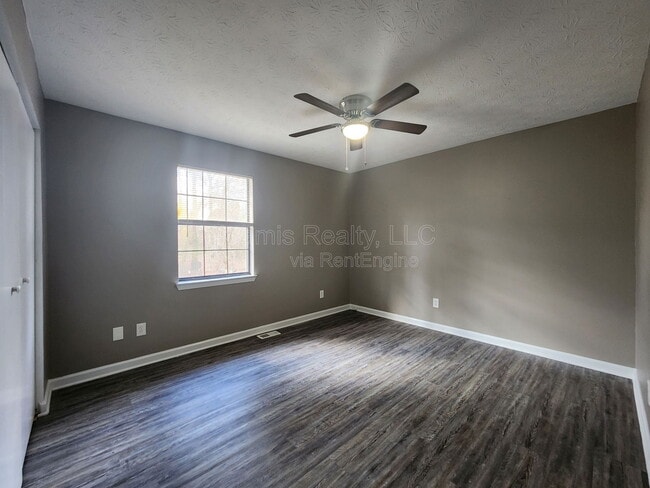 Building Photo - 2990 Carriage Trail