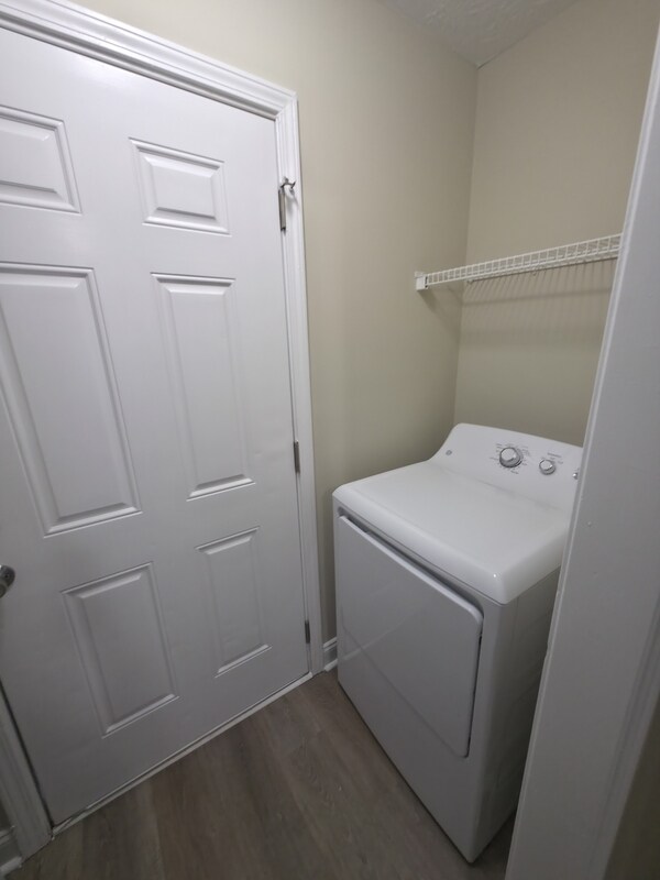 Building Photo - 155 Westchester Cir