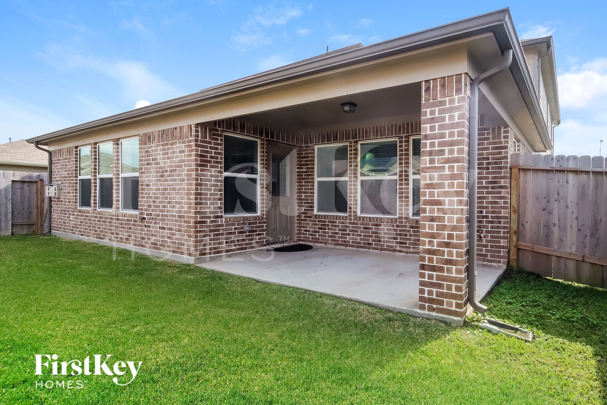 Building Photo - 1023 Ranch Oak Dr