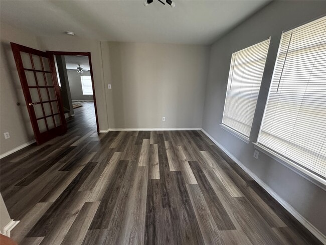 Building Photo - 6319 Sunlit Orchard Dr