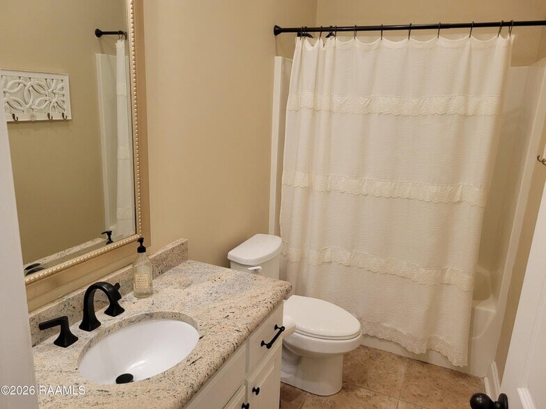 Building Photo - 405 Summerland Key Ln
