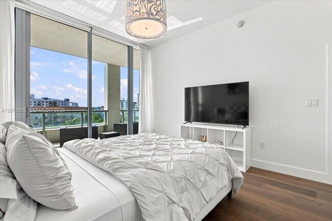 Building Photo - 6799 Collins Ave