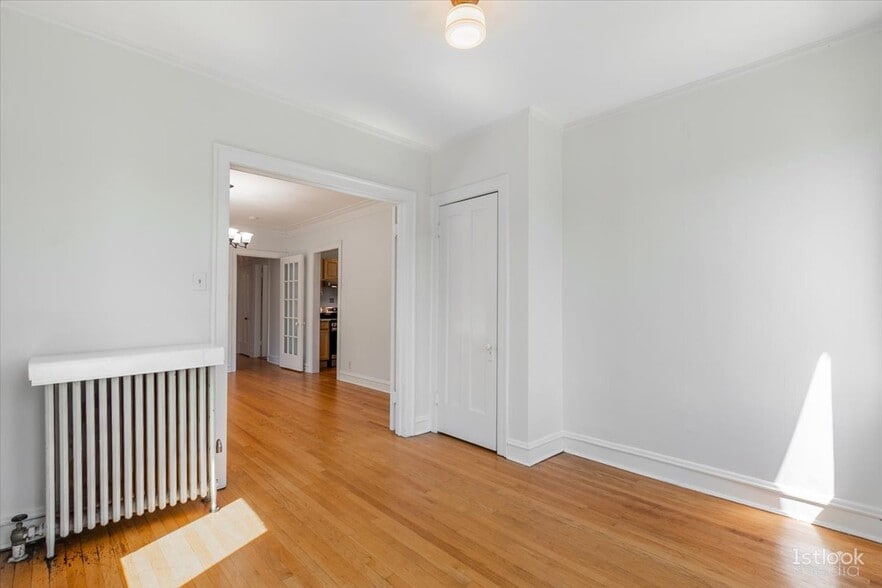 Bed Room 3 - 2121 W Morse Ave