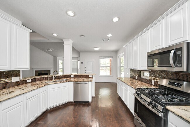Building Photo - 20510 Pioneer Bend Ct
