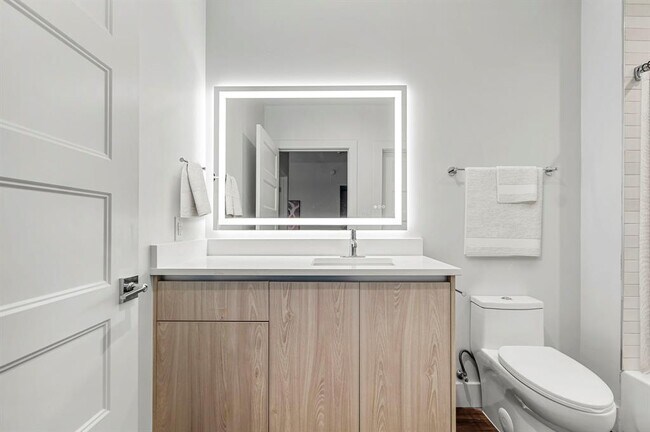 Building Photo - 5515 Humming Bird Ln