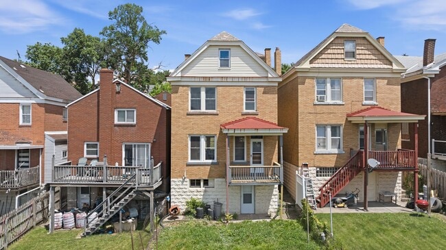 Building Photo - 135 St Joseph St