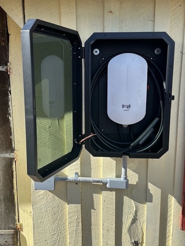 Building Photo - 1612 N Miles St