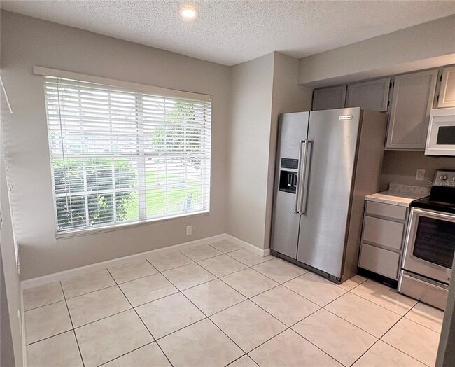 Building Photo - 1225 Coral Coast Dr