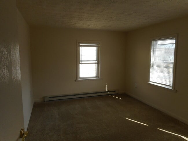 Building Photo - 606 Water St