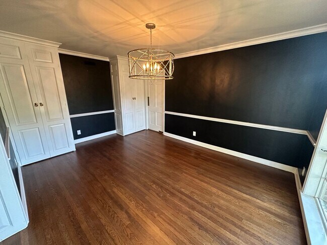 Building Photo - Must see, beautiful home!