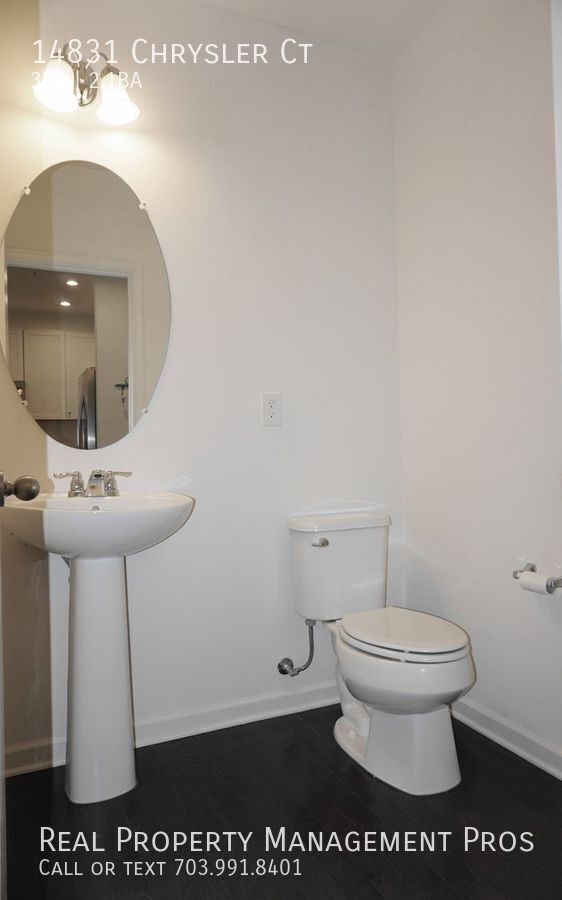 Building Photo - 14831 Chrysler Ct