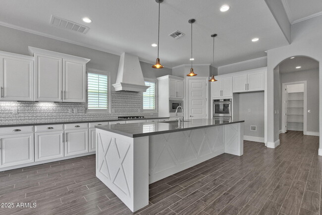 Building Photo - 26093 N 96th Ave