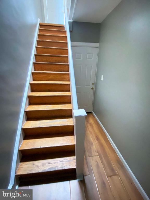 Building Photo - 408 E Roosevelt Blvd